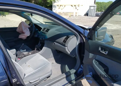 2006 Honda Accord 2.4 Vp z USA, uszkodzony, nr VIN 1HGCM56116A048285